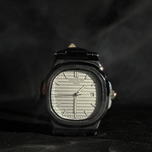 Patek Philippe Nautilus Luxury Watch with Leather Strap with Black Color – Automatic Men's Timepiece