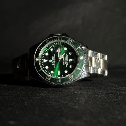 Rolex Submariner Date Men’s Watch – Silver & Green Noblistic Edition | Automatic Swiss Luxury