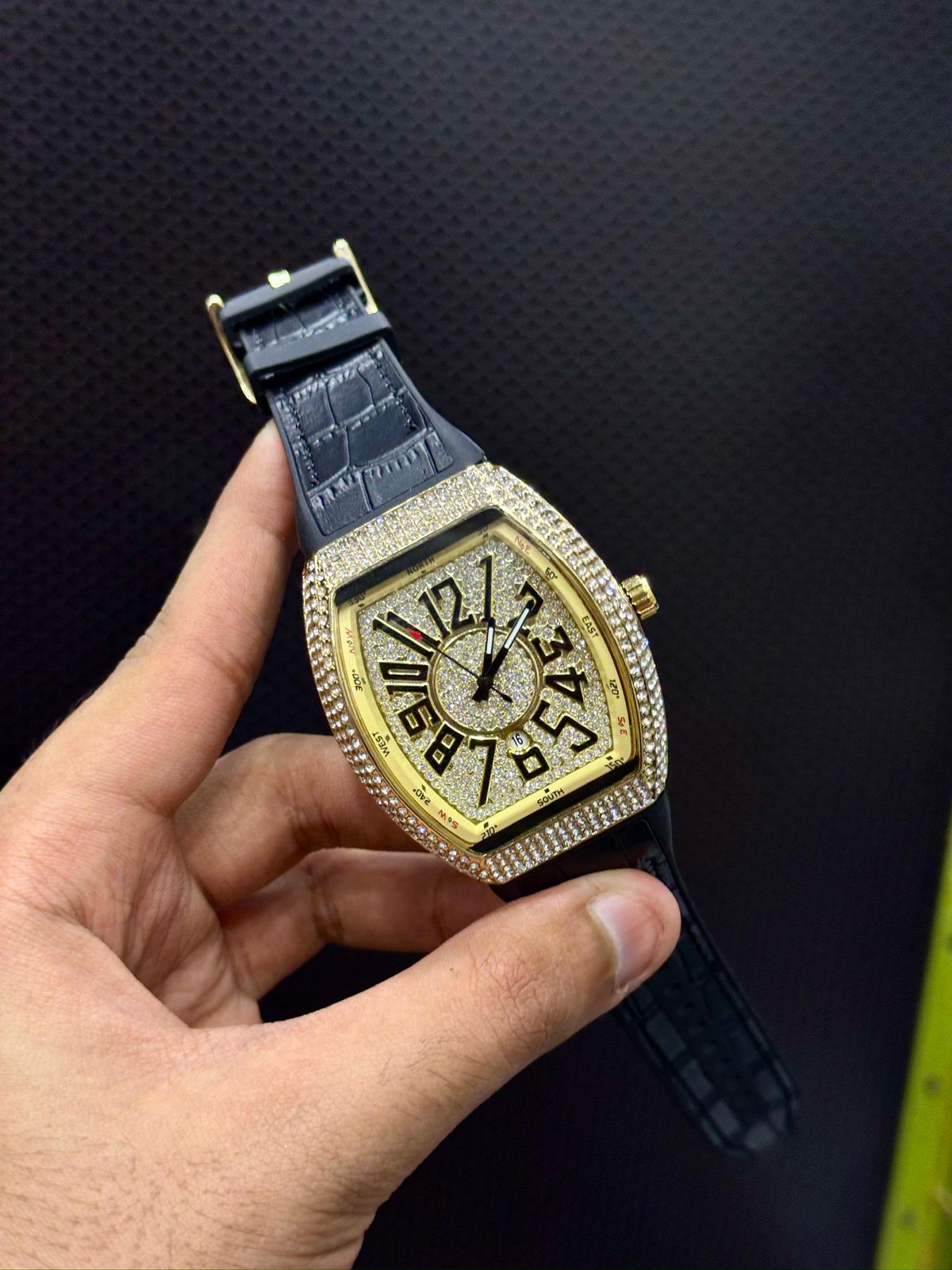 Franck Muller Vanguard Ice Stone Men’s Luxury Watch – Diamond Set Swiss Timepiece